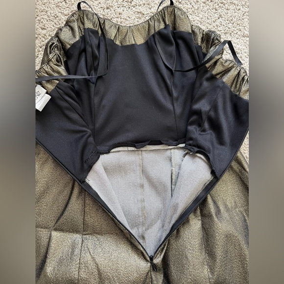 Cache 2 Metallic Gold Midi Vintage Dress- MADE IN THE US- it has POCKETS! - Picture 2 of 14